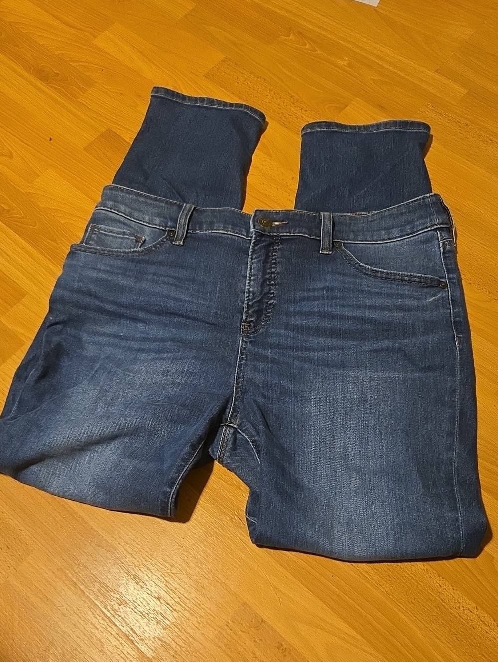 Women’s Dark Blue  Girlfriend Jeans with Stretch Panel